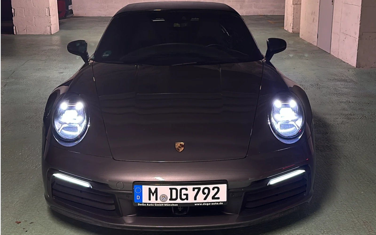 Location Porsche 911 2023 - a louer sur Maloc